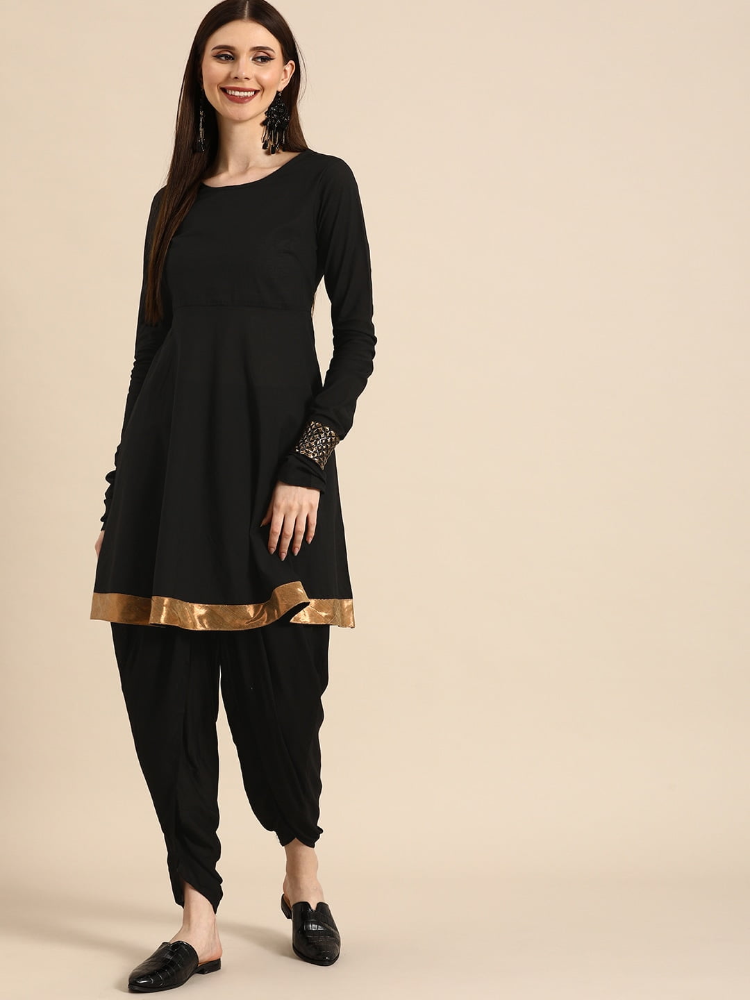 Women embroidered silk blend golden kurta pant dupatta set - ARADHNA -  4269632